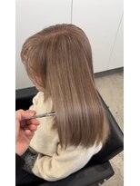 ハクア プラス(HAKUA PLUS)&nbsp;明るめなベージュヘア×白髪ぼかしハイライト！