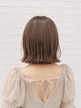 アンディー(&dy) 髪質改善トリートメント×外ハネ切りっぱなしボブ艶髪