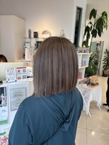 ミント(minto)&nbsp;透明感カラーグレージュダブルカラー＆ブリーチ髪質改善