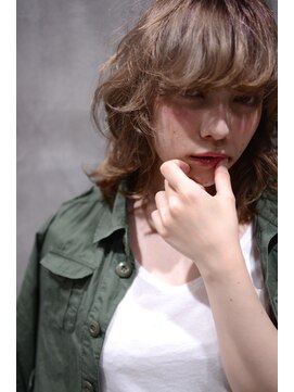 ミラバイグリーン(Mira by green) Nudy"ツヤ感"×"無造作感"☆nuance wave midi #３