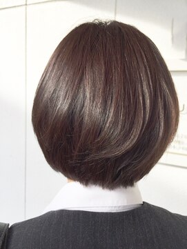 美容室フルール 小顔ショートボブ　焼津/髪質改善/縮毛矯正/美髪
