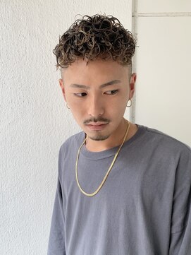 ミクマル(micmal) 王道スパイラルパーマツイストパーマアップバングツーブロック