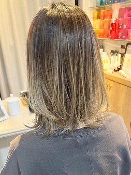 ジアン バイ ミルボン 西宮ガーデンズプラス(GIEN by milbon) ハイライト×アッシュベージュ