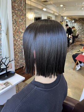 オーガスト ヘア ネイル(AUGUST hair nail) 暗髪パツっとボブ