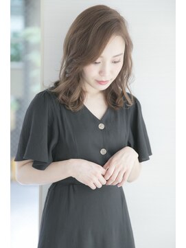 ルルディ バイ アフロディーテ銀座(luludi by APHRODITE) デザインカラー/レイヤーカット/オリーブベージュ/銀座