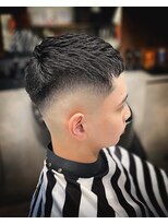 フジヤマバーバーショップ エビス(FUJIYAMA BARBER SHOP ebisu)&nbsp;スキンフェードクロップバーバースタイル伸ばしかけ【ebisu】