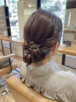 ヴィサージュクルー(VISAGE crew)&nbsp;ヘアセット×シニヨン