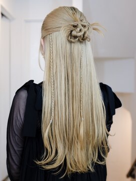 ミーム 原宿 表参道(meme) ＊切れ毛98%cut！魚瀬おすすめ艶々ブリーチカラー