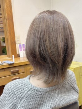 桜デコ(DECO)の写真/【新琴似4番通り沿い/駐車場8台】常連さんからの支持多数◎暗すぎず自然な明るさに染まるのも人気の秘密♪