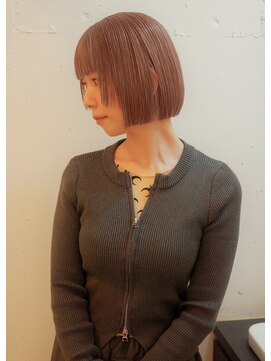 pink beige / bob