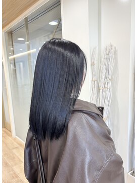 ブルーブラックカラー