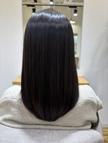 ジーナ(ZINA) ツヤツヤ黒髪ロング