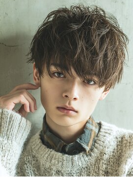 ハロオム(Halo homme) ビジネスシーンに馴染むナチュラルウィングマッシュ