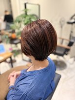 ケンジ 南林間(KENJE) 柔らかな丸みブラウンショートボブ