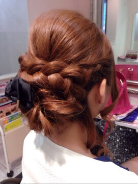 ヘアーサロン ジュエル(Hair Salon JEWEL) 編み込みアップスタイル