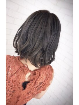 ラヴリア クルメ(LOVERIA KURUME) 大人可愛い ボブ