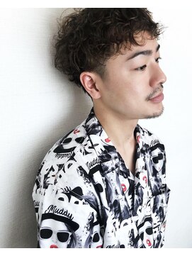 ノイン(noine) メンズ刈り上げマッシュ/くせ毛風パーマ