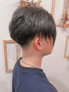 ヘアーディープ(hair deep) スキンフェード風でかっこよく！！