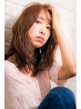 ソア 武蔵小杉(SOAR) 夏のイメチェンは耳かけ毛先パーマとフォギーベージュカラーで