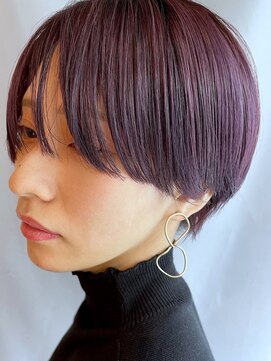 イトシテ ダブルカラー×大人ピンク×クールショート【本多身和子】