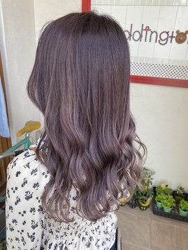 パディントン(Paddington) ピンク・ヴァイオレット・グレーのトリプルシェードカラー♪