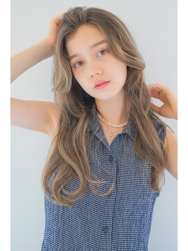 ヘアサロンガリカアオヤマ(hair salon Gallica aoyama) フェミニンロング/ミルクティーベージュ/大人こなれ感<青山>