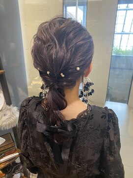 アキオドットヘアー(AKIO.hair) 上品編み下ろしアレンジセット！地下鉄心斎橋駅すぐ！