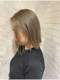 グレージュ