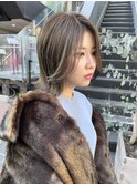 NUDEカーキベージュ レイヤーボブ 切りっぱなしボブ前下がりボブ