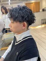 テトラ バイ ネオリーブ 横浜西口店(tetra by neolive)&nbsp;横浜★ツイストスパイラルパーマサイドパート