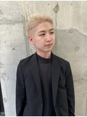 【Ryota】ホワイトベージュ《大阪梅田駅》
