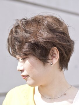 スイ(Sui) ショート/パーマ/ナチュラル/艶髪/Nドット