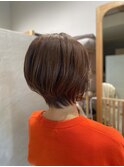 くびれショートボブ/ツヤブラウンカラー