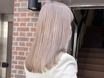 サンク 原宿 表参道(cinq)の写真/《カラー履歴が複雑な方でも◎》色ムラなく、根元から毛先までダメージを感じさせないダブルカラー技術が◎