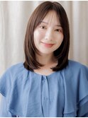 顔周りレイヤーカット艶感ストレートミディアムZ戸頭30代40代