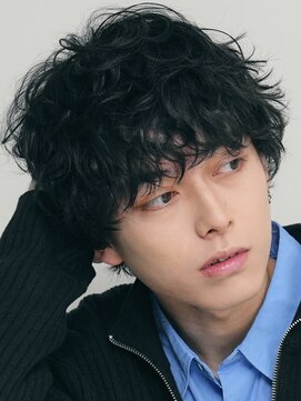 フィフス 栄(fifth) ツイストスパイラルパーマシャドウパーマウルフ20代