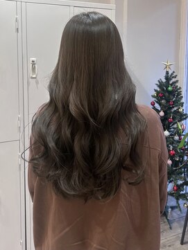 オリーブブラウン