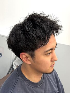 ノイセル(Noisyle) MEN’S HAIR/波巻きツイストスパイラル/リバースセンターパートO