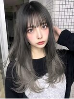 レア 新越谷(LEA) ナチュラルウェーブレイヤー × グレージュ