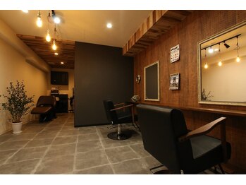 ヘアーサロンイチマルイチ(Hair Salon 101)の写真/周りを気にせず心から寛げる。1人サロンだから叶う完全マンツーマン&貸切の隠れ家プライベートサロン