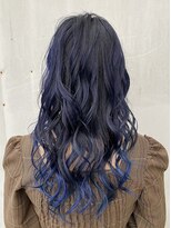 ハウリーヘアアンドスパ(HAURY hair&spa)&nbsp;ラインカラー（ブルー）