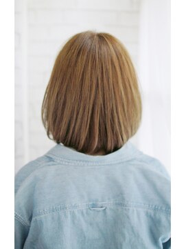 トレス プラス エヌ(TRESS+n) 20代30代40代　大人ガーリー・ナチュラルボブ【堅田】