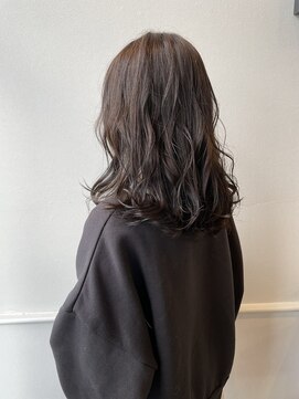 ハグヴィアン(HUG BIEN) 赤みが嫌いな方にオススメです