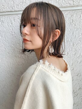 メイクス 表参道(MAKE'S omotesando) 切りっぱなしボブ ブリーチなし 透明感カラー オリーブベージュ