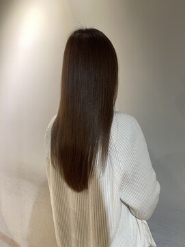 リバレッジ 白金(Leverage) 大人ツヤ透明感ブラウンヘア