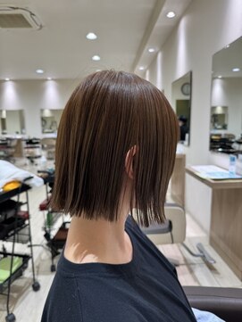 ラ ミューズ ヘアー(La mju：z hair) 顎下2cm切りっぱなしタッセルボブ(a)