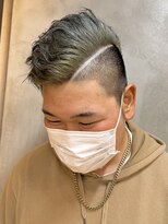 エリマバイフィフス 調布(elima by fifth)&nbsp;刈り上げショート震災刈りフェードカットブリーチライムグリーン