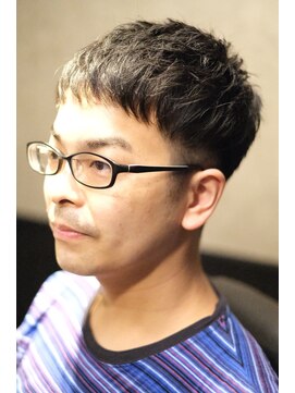 ブロートーキョーバーバーショップ 神田店(Bro Tokyo BARBERSHOP) 【神田】メンズビジネスツーブロックフェード