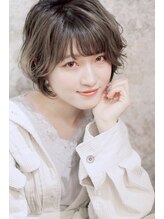 メインバング（前髪）のカット！小顔の重要ポイント1