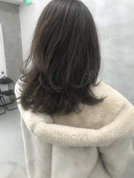 ラ メール ヘア デザイン(La mer HAIR DESIGN) レイヤーカットウルフカットオリーブベージュハイライトカラー